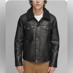 Levi’s Sherpa-Trim Faux-Leather Trucker Black Jacket Men’s RN 54163 Size Large L